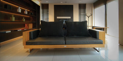 Bodenstehender Garderobenständer - ANTLER - PLATO - originelles Design / Teakholz