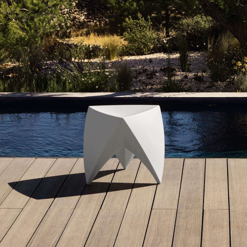 Moderner Hocker - MR. LEM - Myyour - Polyethylen / Gestell aus Polyethylen / mit 3 Beinen