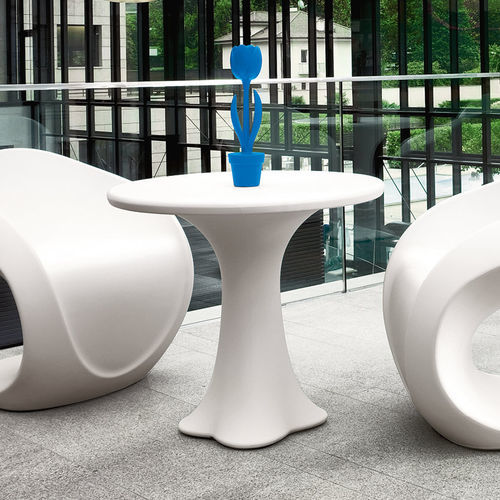 Moderner Tisch - TEDDY - Myyour - Polyethylen / Gestell aus Polyethylen / rund