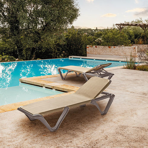 Moderne Sonnenliege - BALI - Myyour - Polyester / PVC / Contract
