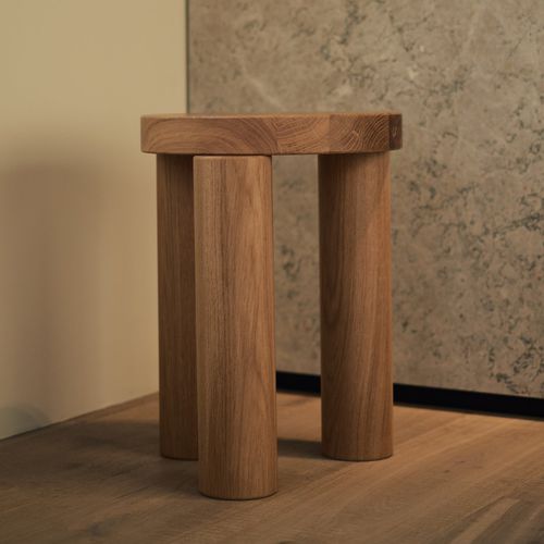 Moderner Hocker - OFFSET - Resident - Eiche