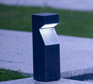 Moderner Leuchtpoller - REFLEX - Urbes 21 - Edelstahl / Stahl / Methacrylat