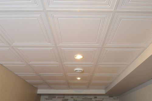 Holzzwischendecke - ENCORE - MUR design - aus Fliesen / Dekor