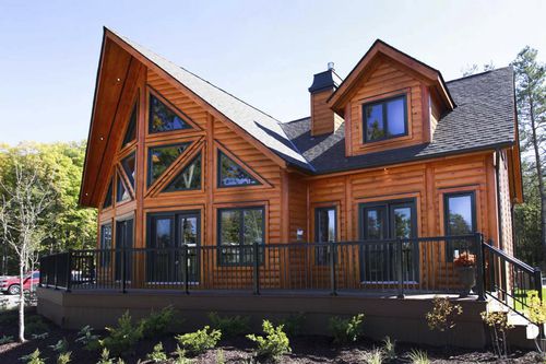 Haus aus Massivholz-Block - Labrador - TIMBER BLOCK  - umweltfreundlich / klassisch / 2-Etagen