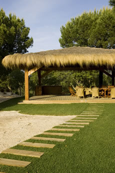 Holzpavillon - CARMO - Strohdach
