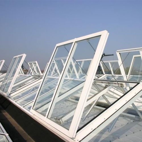 Glas-Rauchabzugsfenster - FIRELIGHT - COLT FRANCE  - Aluminium / Polycarbonat / Rauch- und Wärmeabzugsanlage