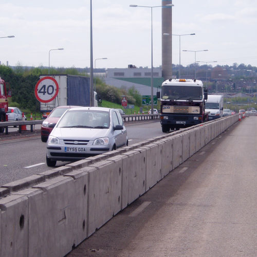Betonleitplanke - TVCB - ZAUN FENCING  - Verkehr