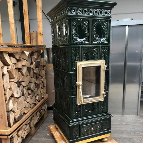 Holz-Kaminofen - LIBERTY  - LA CASTELLAMONTE Stufe di Ceramica - 5 kW...10 kW / 10 kW...20 kW / freistehend
