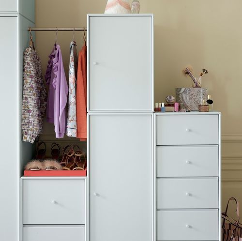 Bodenstehendes Ablagemöbel - 1343 - Montana Furniture - wandmontiert / mit Rollen / modern