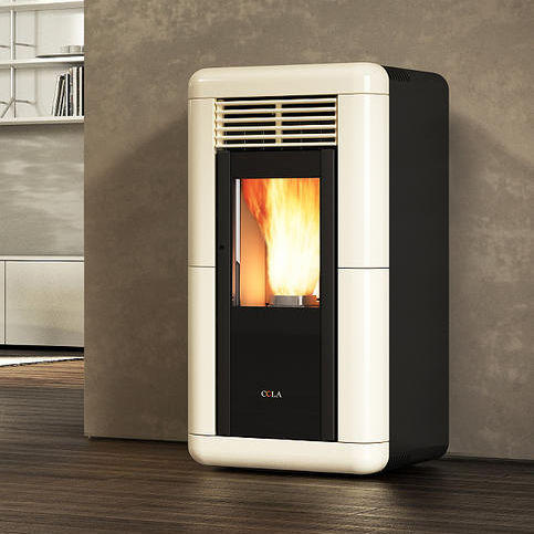 Pelletkaminofen - MEDEA LUX - COLA GF WÄRMETECHNIK - 0 - 5 kW / 10 kW...20 kW / modern
