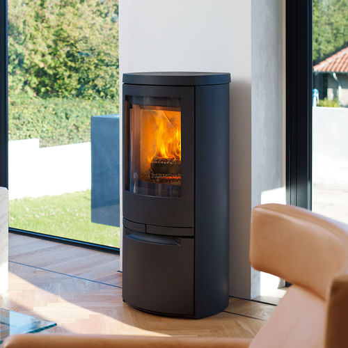 Holz-Kaminofen - COSMO  - Jydepejsen A/S - 0 - 5 kW / 8 kW / bodenstehend