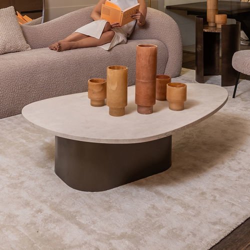 Moderner Couchtisch - DEHLI - EUROFASHION HOMETEXTILES & CONCEPTS - Marmor / Gestell aus Metall / elliptisch