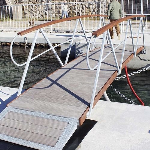 Stahlbrücke - MARINA EQUIPMENT  - Marinetek - Holz / Verbundwerkstoff / Fachwerk