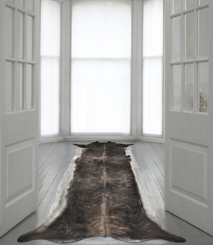 Moderner Teppich - SUPER LONG STRETCHED COWHIDE - Mineheart - Motiv / Stoff / Kunstgummi