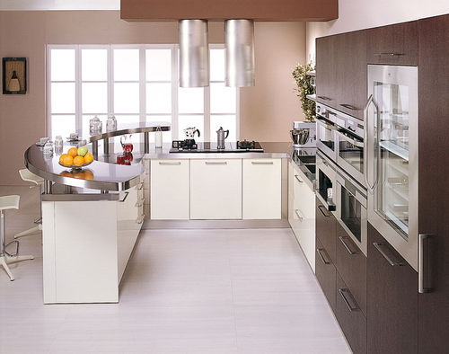 Moderne Küche - RETUNNE - ARCA CUCINE ITALIA S.R.L. - Wenge / Edelstahl / U-Rohr