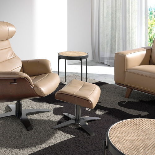 Moderner Fußschemel - 5088 - Angel Cerdá - Leder / Nussbaum / Stahl