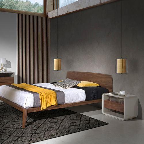 Moderner Nachttisch - 7134 - Angel Cerdá - lackiertes Holz / Nussbaum / lackiertes MDF