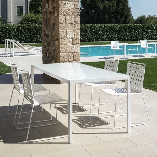 Moderner Besprechungstisch - PASSEPARTOUT - URBANTIME - HPL / extrudiertes Aluminium / lackiertes Glas