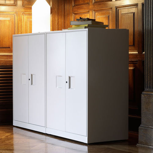 Niedriger Aktenschrank - MAHIA - FAMO - Metall / mit Flügeltür / modern