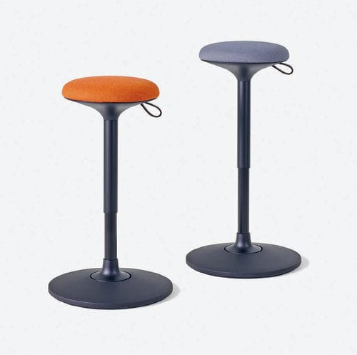 Moderner Hocker - CLOONCH - Viasit GmbH - Leder / Schaumstoff / Gestell aus Kunststoff