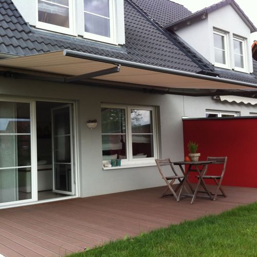 Fallarmmarkise - KLIP - Shadelab - manuell / motorisiert / für Terrasse