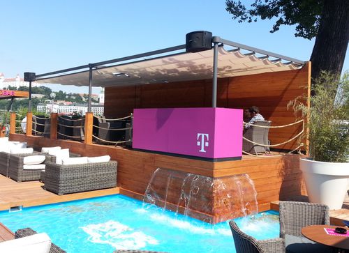 Selbsttragende Pergola - LEAF - Shadelab - Aluminium / mit Stoffüberdachung / für Gewerbegebrauch