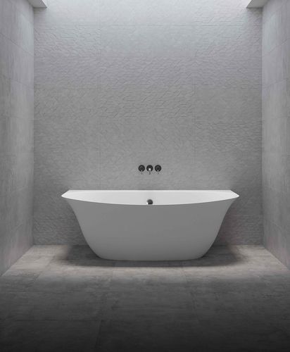 Asymmetrische Badewanne - WALLY - Fiora - in Wandnähe / wandhängend / für Wohnungen