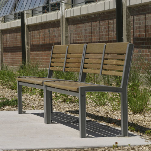 Klassische Bank für den öffentlichen Raum - MLB720 - Maglin Site Furniture - Ipe / Aluminiumguss / mit Rückenlehne