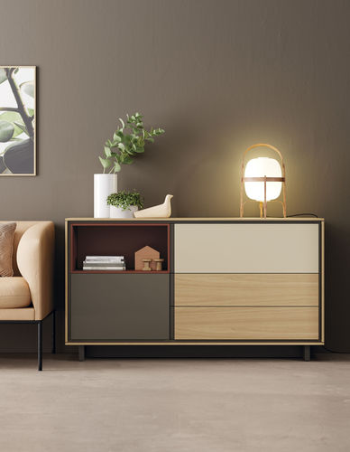 Modernes Sideboard - BOOK 11 - VIVE - MUEBLES VERGE S.L. - lackiertes Holz / Eiche