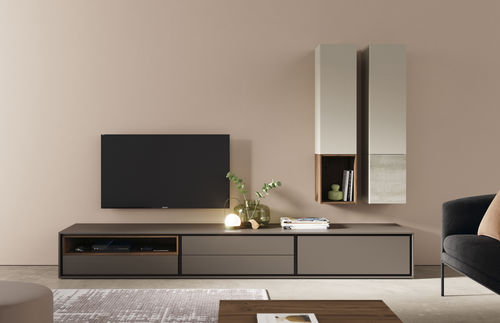 Moderne Wohnwand - BOOK 27 - VIVE - MUEBLES VERGE S.L. - lackiertes Holz / Nussbaum / Keramik