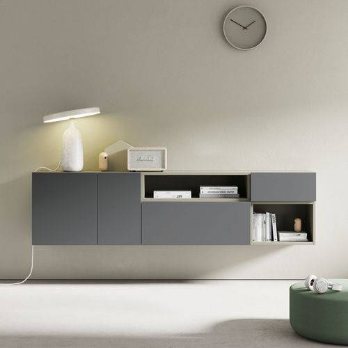 Moderner Eingangsbereich - ON RECIBIDOR 2 - VIVE - MUEBLES VERGE S.L. - wandmontiert / lackiertes Holz / mit Stauraum