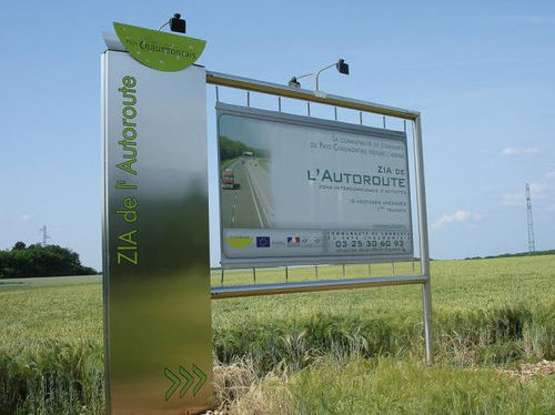 Werbeträger für Außenbereich - OPTIMA 4/3 - Design espaces - Edelstahl