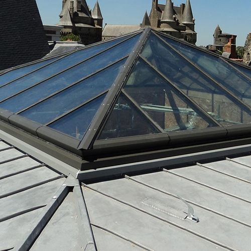 Stationärer Dachverglasung - VITRAL - Aluminium / pyramidenförmig