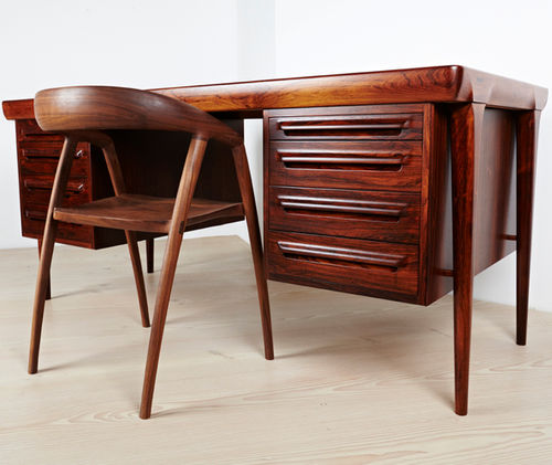 Schreibtisch / skandinavisches Design - 1960-69 - paere dansk - Holz / mit Stauraum / mit 4 Beinen