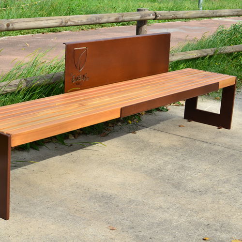 Moderne Bank für den öffentlichen Raum - AULERCO - FREPAT URBAN EQUIPMENT - Holz / galvanisiertem Stahl / COR-TEN®-Stahl