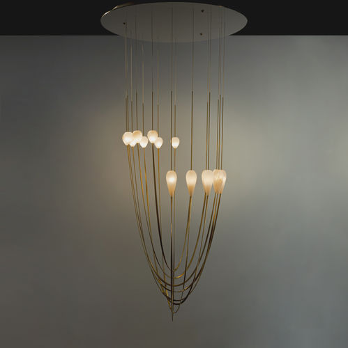 Moderner Kronleuchter - EMEL - Octavio Amado - Messing / Limoges-Porzellan / Alabaster