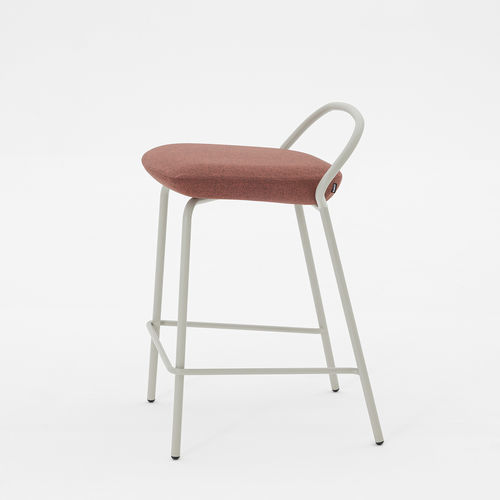 Moderner Barhocker - ICON SOFT STOOL - Mara - Kunstleder / feuerfester Stoff / Trevira CS®