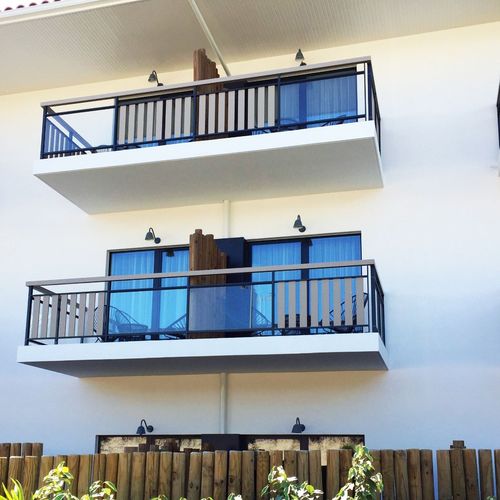 Moderne Wandleuchte - BELL SHORT - Eleanor Home - für Außenbereich / Aluminium / für Privatgebrauch