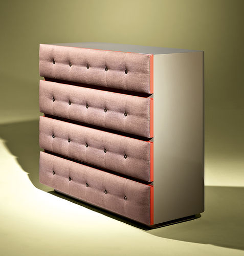 Moderne Kommode - VIOLET - Luisa Peixoto Design - lackiertes Holz / Polster / nicht angegeben