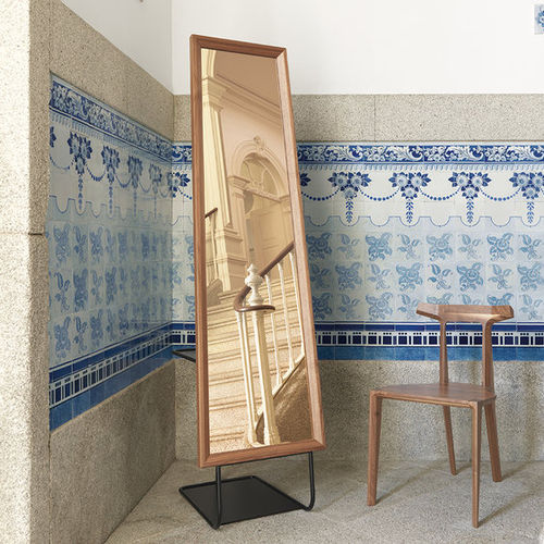 Standspiegel - HIDE & SEEK - Wewood - Portuguese Joinery - modern / rechteckig / Massivholz