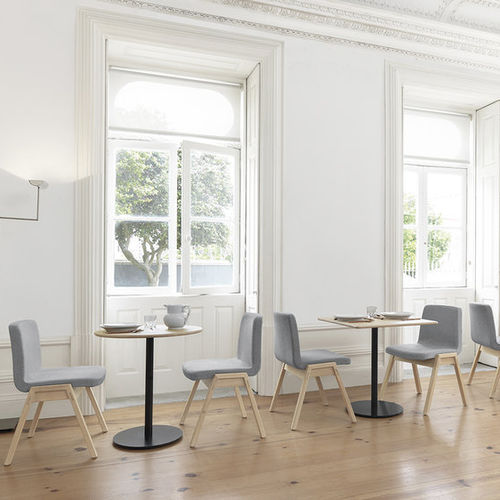 Moderner Bistrotisch - BISTRÔ - Wewood - Portuguese Joinery - Eiche / Nussbaum / rund