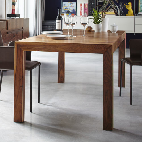 Moderner Tisch - VOLTA - more - Massivholz / Holzfurnier / Gestell aus Massivholz