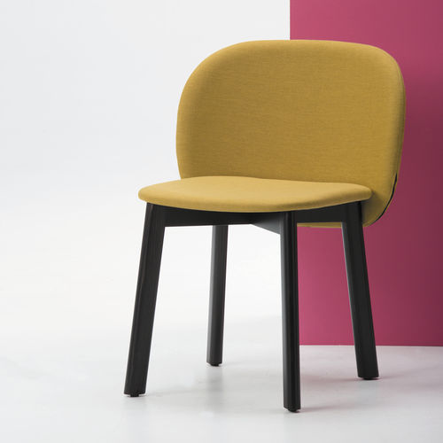 Moderner Stuhl - CHIPS S - CHAIRS & MORE - für den Innenraum / Stoff / Gestell aus Buche