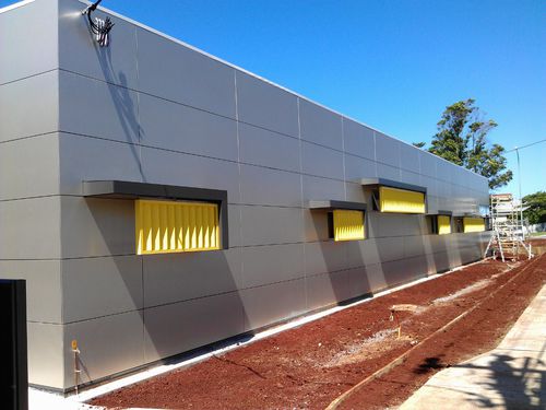 Paneel-Fassadenverkleidung - CONCEALED FIXING - Vitragroup - Faserzement / Hochglanz