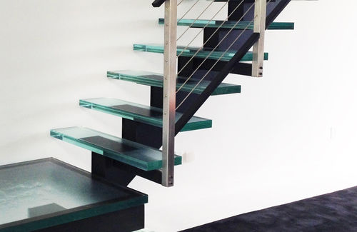 Glasstufe - STUDIO GLASS STAIRS AND LED - ThinkGlass - mit integrierter LED