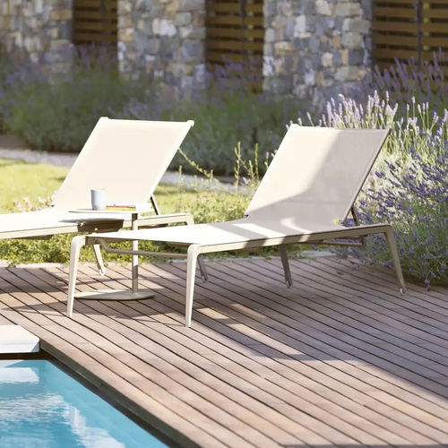 Moderne Sonnenliege - USHUAIA - FAST SPA - Stoff / aus lackiertem Aluminium / verstellbare Rücklehne