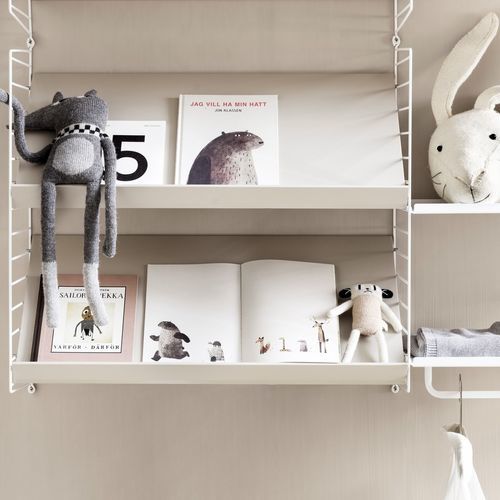 Wandmontiertes Regal - STRING FURNITURE - für Zeitschriften / modern / Esche