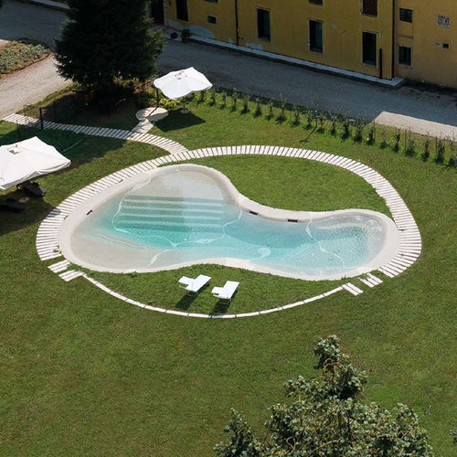 Schwimmbecken für Außenbereich - VILLA CURTI - Biodesign Pools - für Hotels / erdverlegt / andere Formen