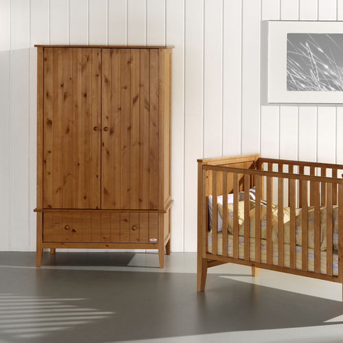 Moderner Kleiderschrank - WINDSOR  - Troll Nursery Deutschland - Kiefer / mit Schwingtür / mit Schublade