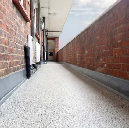 Methacrylat-Bodenbelag - FLOWFAST SHF - Tremco CPG Iberia & Italy - Flooring - für den Innenraum / für Treppenstufen / für Dienstleistungsbereich